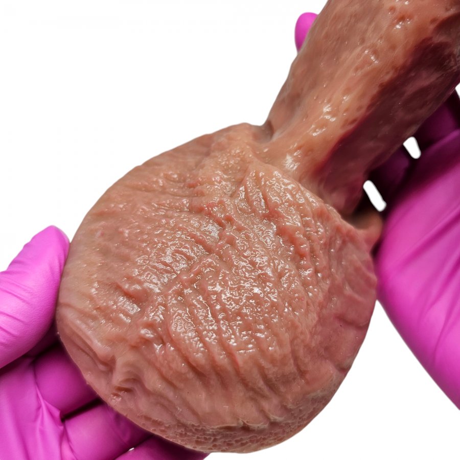 Foto do produto Pênis Ultra Real em Silicone Platinum 17 x 4,5cm