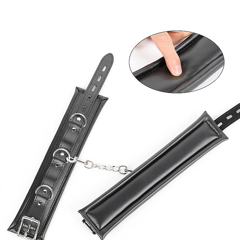 Foto do produto Algema Estofada com Ajustes